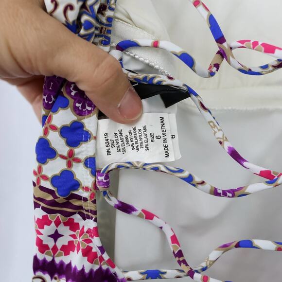 La Blanca Purple Floral Striped One Piece Swimsuit V-Neck Lattice Back Size 6 - Picture 5 of 5